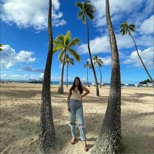 Meet your Posher, Paola